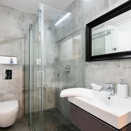 Pionierow 6 33 Апартаменты